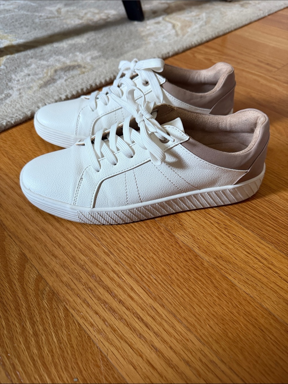 Soul Naturalizer White Sneakers with Taupe Accent